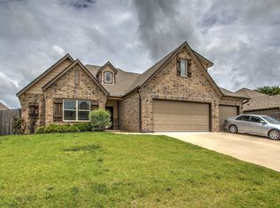 1231 E 135th Pl, Glenpool, OK 74033