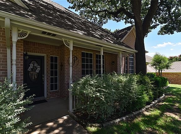 2nd image of 1358 Xavier Dr