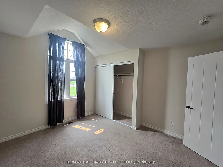 549 Ensatina Cres — Photo 25