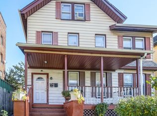 32 N Burnett St, East Orange, NJ 07017