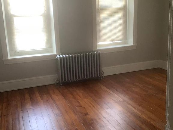3rd image of 166 W Salaignac St #2