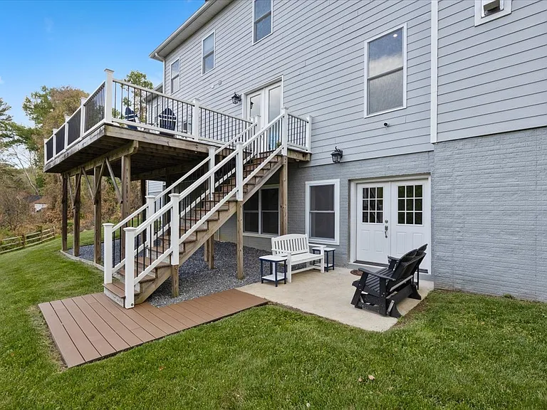 12107 Glen Mill Rd — Photo 42