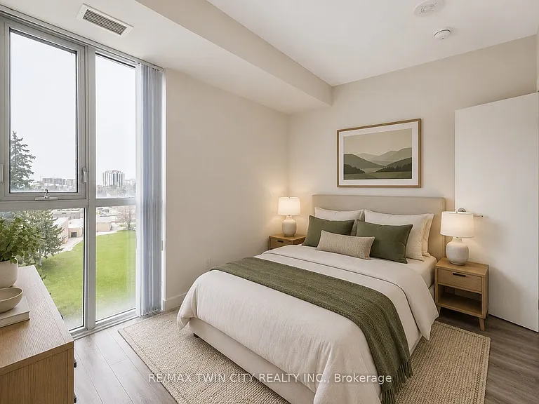 128 King St N #904 — Photo 15