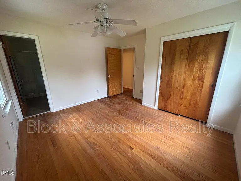 3609 Melrose Dr — Photo 41