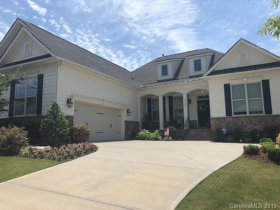 5th image of 15125 High Bluff Ct