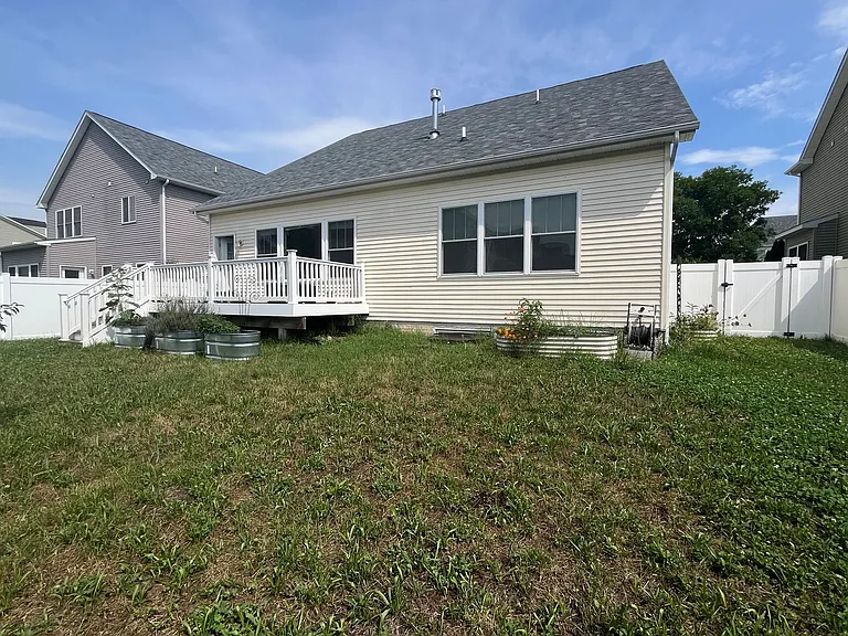 1705 Willard Way — Photo 24