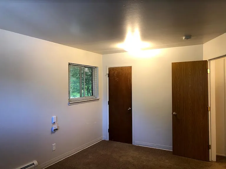 619 Oak St #5 — Photo 6