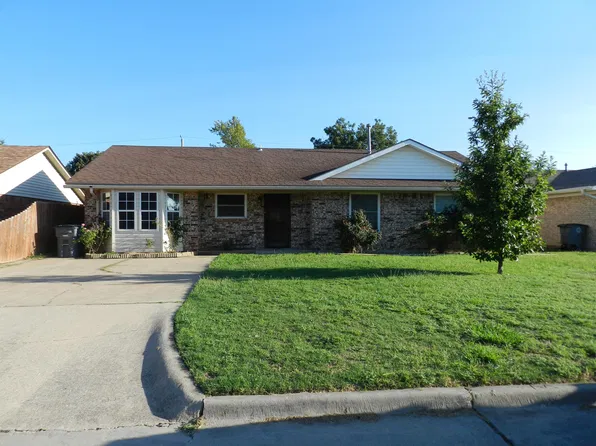 6415 NW Cherry Ave, Lawton, OK 73505