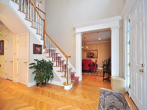 3rd image of 37 Claridge Cir