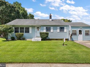 5 Carole Rd, Newark, DE 19713