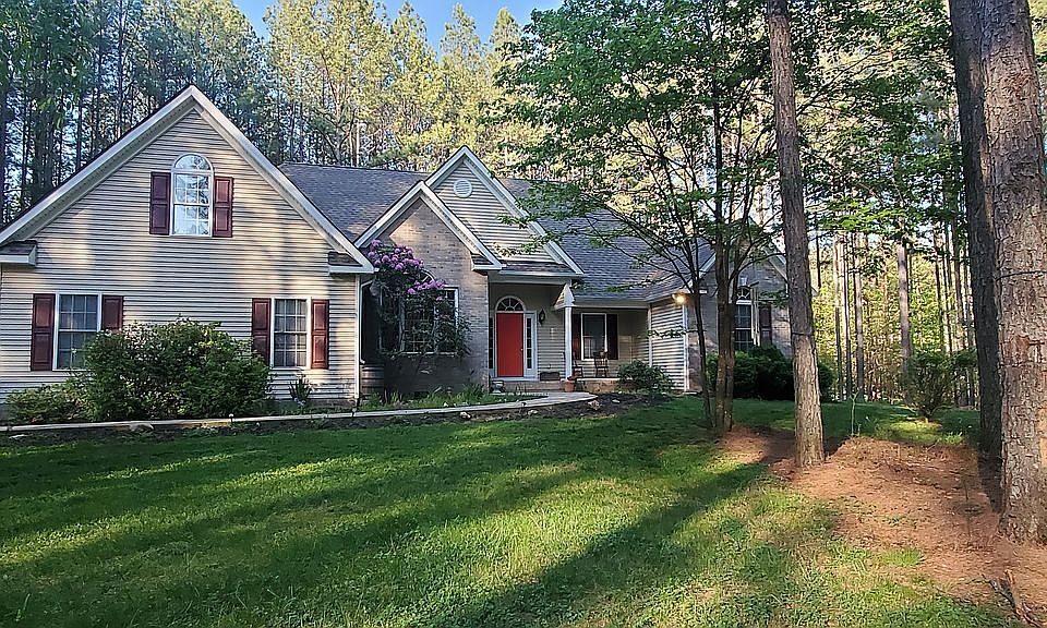 1st image of 581 Country Creek Way