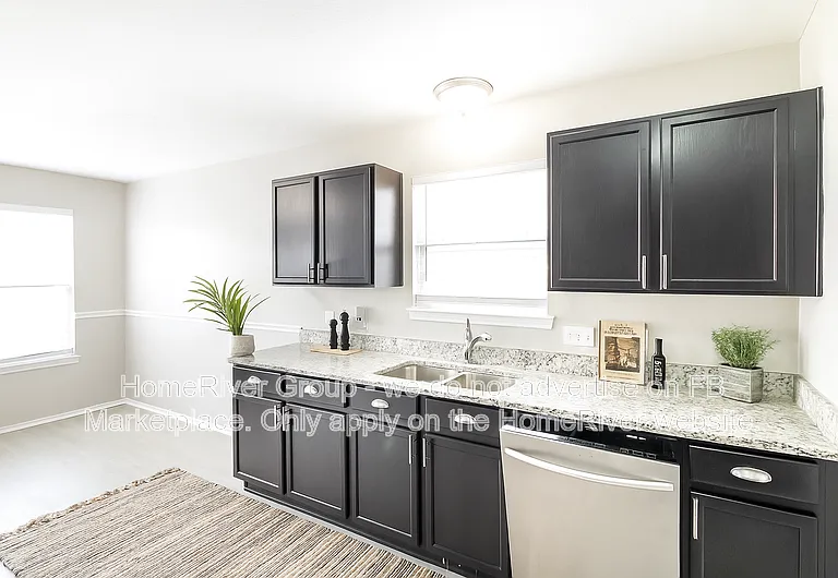 14218 Brunswick Point Ln — Photo 3