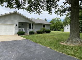 19609 Boulder Rd, Boulder, IL 62231