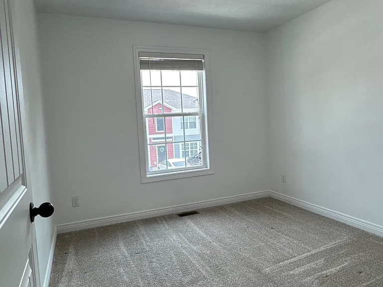 1051 Bratton Br #28 — Photo 13