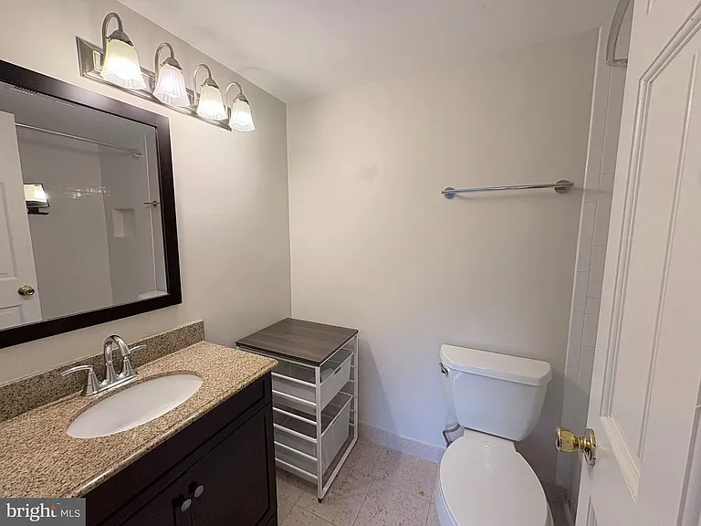 5817 Edson Ln #T-2 — Photo 23