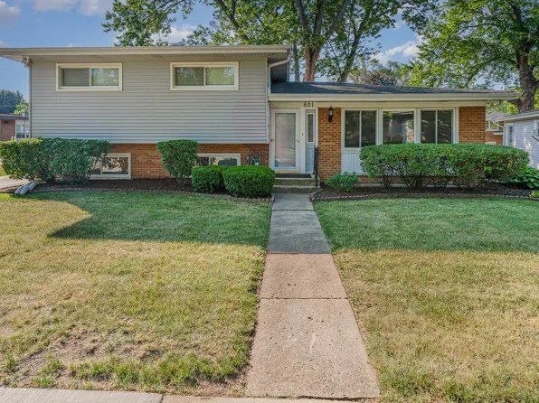 501 S 5th St, Dundee, IL 60118