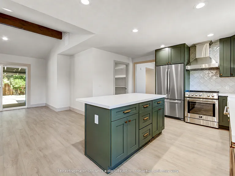 965 Jonas Ave — Photo 15