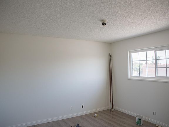 5th image of 12619 211th St