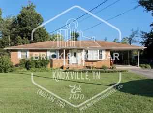 111 Cooper Cir APT B, Oak Ridge, TN 37830