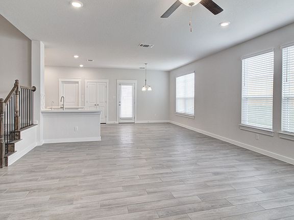 7th image of this home