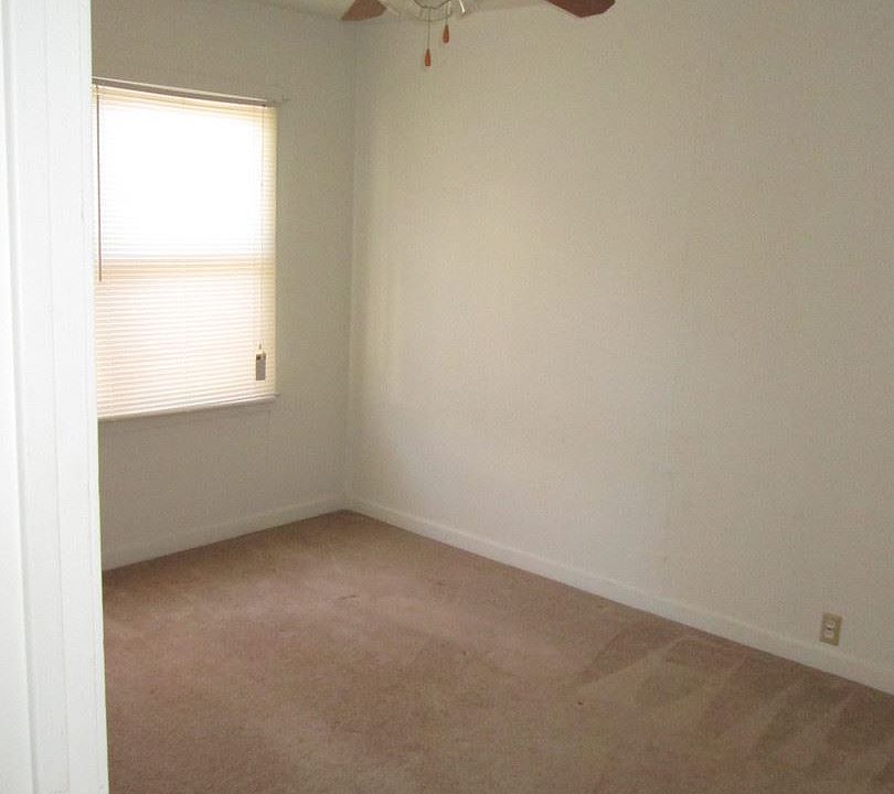 2nd image of 233 Birch St