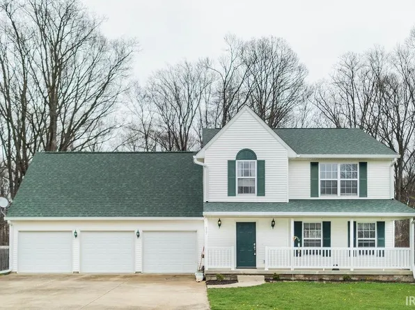 827 S Cannon Ct, Ellettsville, IN 47429