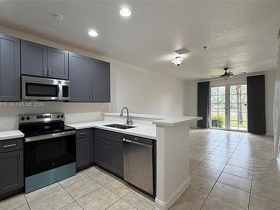 4th image of 4649 SW 75th Way