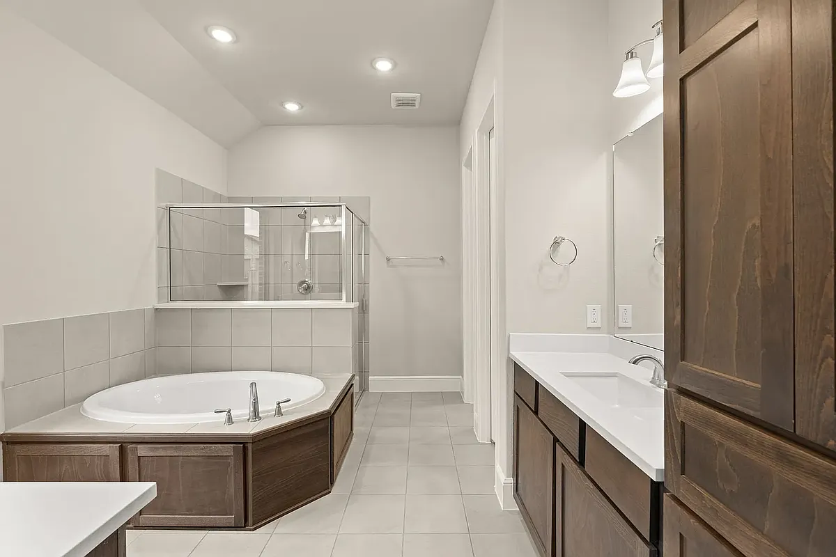 Building Photo - 4813 Caspian Wave Dr