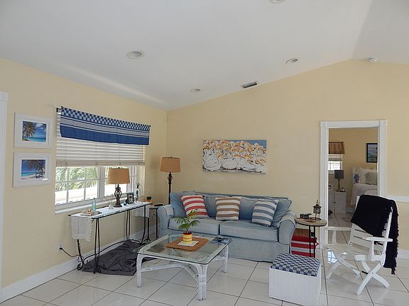 5th image of 22811 Buccaneer Ln