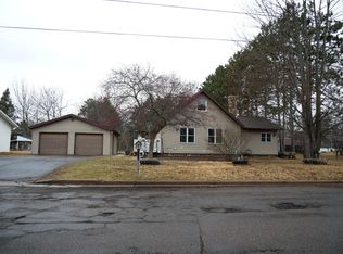 718 E 9th St S, Ladysmith, WI 54848