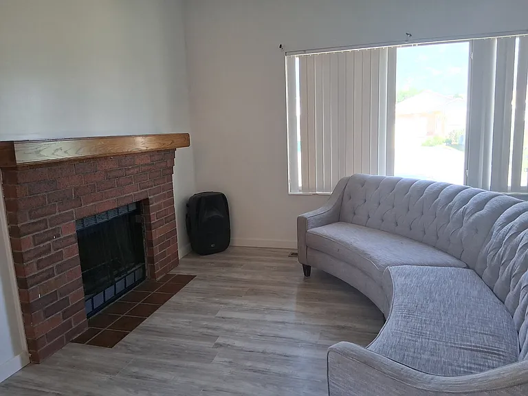 1177 N Fairfield Rd — Photo 2