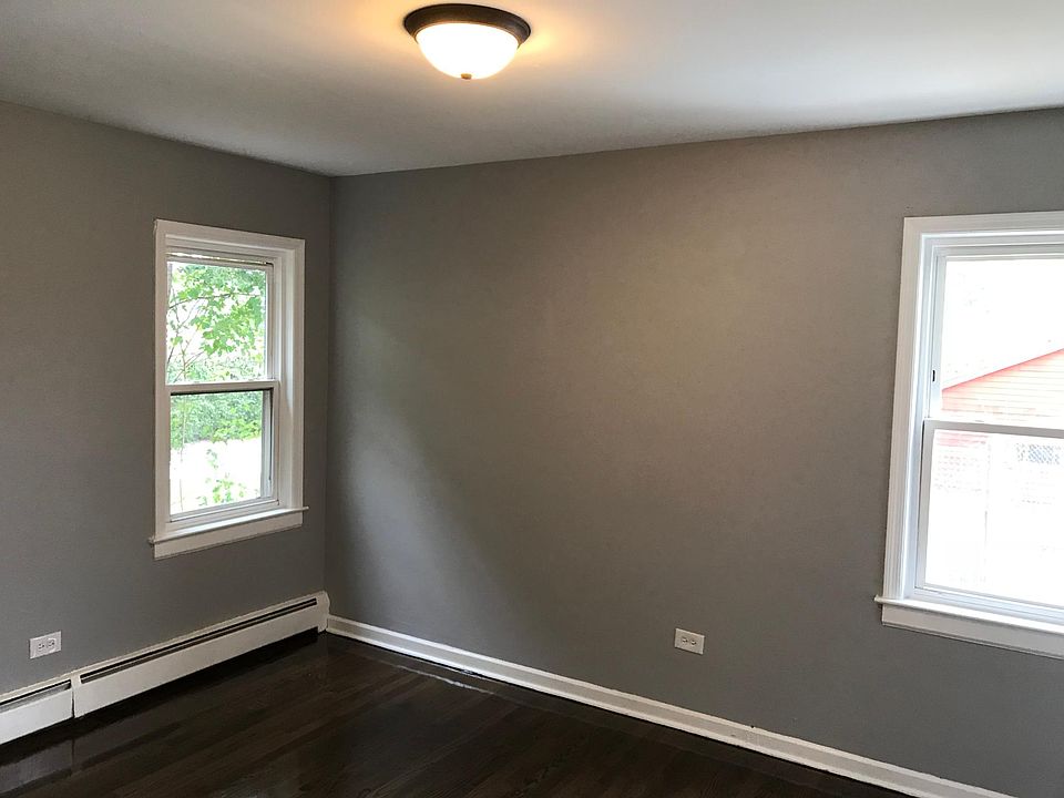 1st image of 9521 S Michigan Ave Floor 1