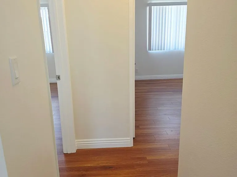 437 E. Cedar Ave — Photo 8