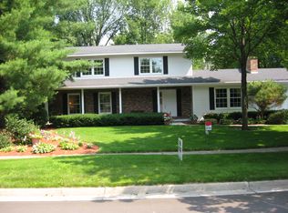 3004 Camberley Ln, Midland, MI