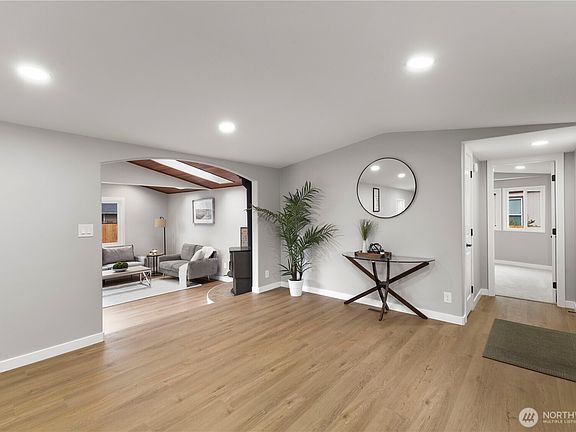 3rd image of 13010 222nd Avenue E
