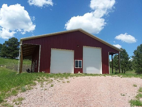 Separate pole garage 40x60.