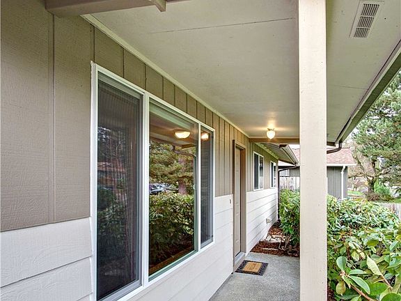 4th image of 12520 108th Avenue Ct E