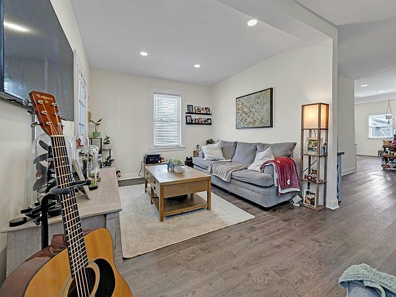 4th image of 632 Chase Ave Floor 2