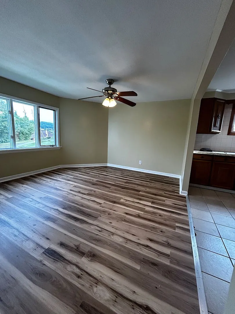 41 Fallbrook Street — Photo 4