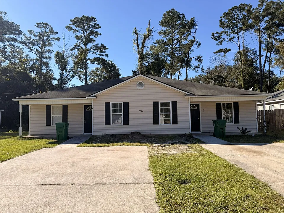 1402 Baymeadows Dr