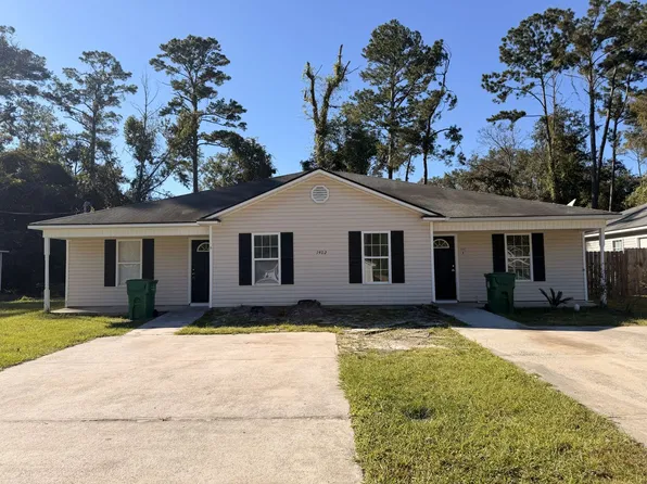 1402 Baymeadows Dr.