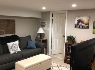 2930 S Dinwiddie St, Arlington, VA 22206