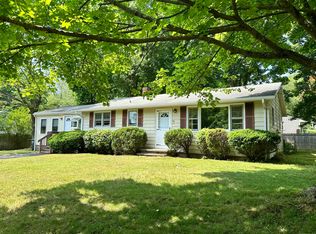 30 Ray Bob Rd, Milford, CT 06461