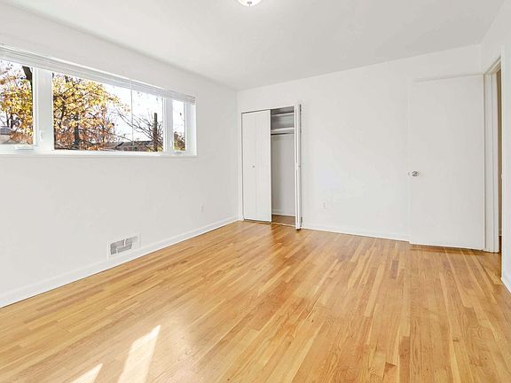 5th image of 10412 Montrose Ave APT 204