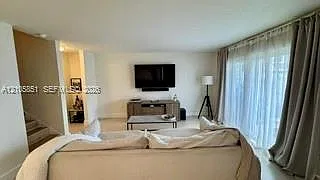 Gables Point Condo I — Photo 4