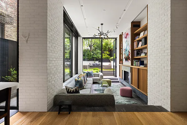 Sold by Compass | media 2