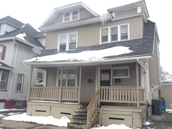 30 Churchlea Pl, Rochester, NY 14611