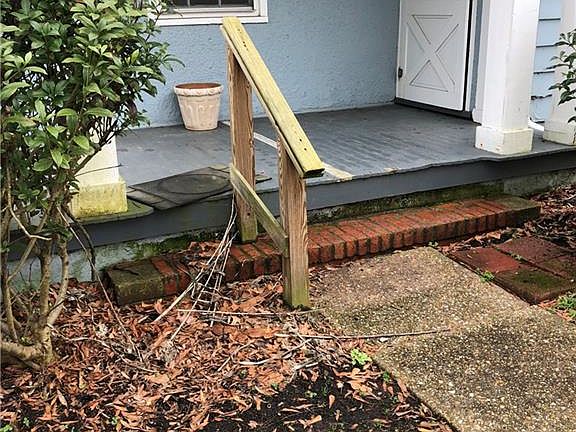 2nd image of 207 Ferguson Ave