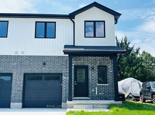 116 Fairview Ave #4, Saint Thomas, ON N5R 4X6