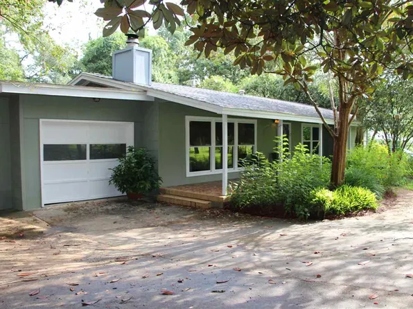 1512 Glenway Dr, Tallahassee, FL 32301